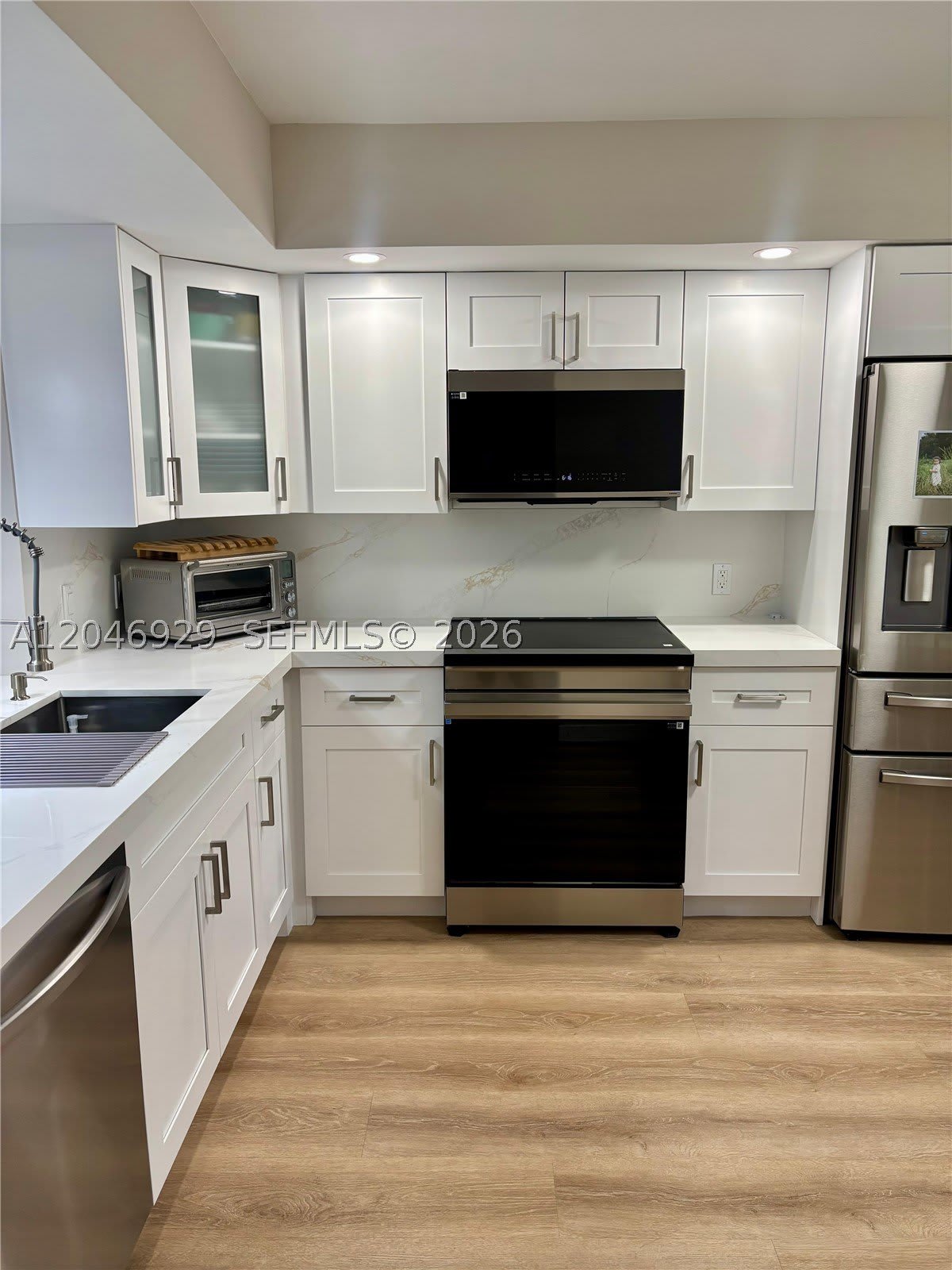 800 SW 125th Way – photo 4