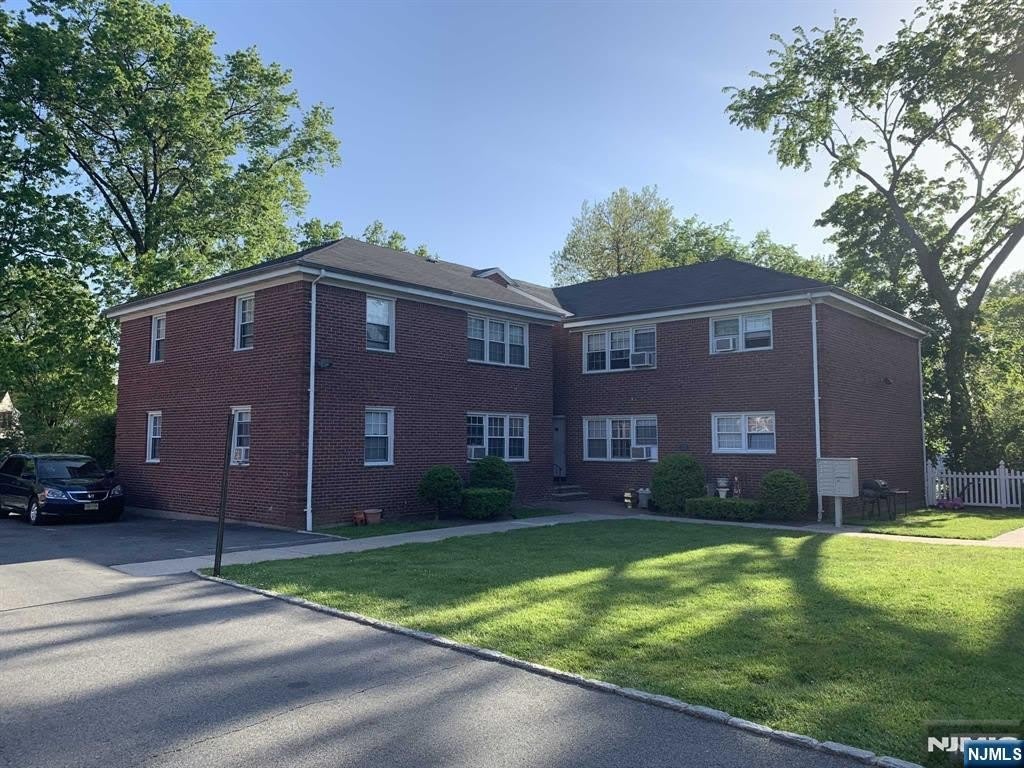 171-183 Fort Lee Road – photo 1