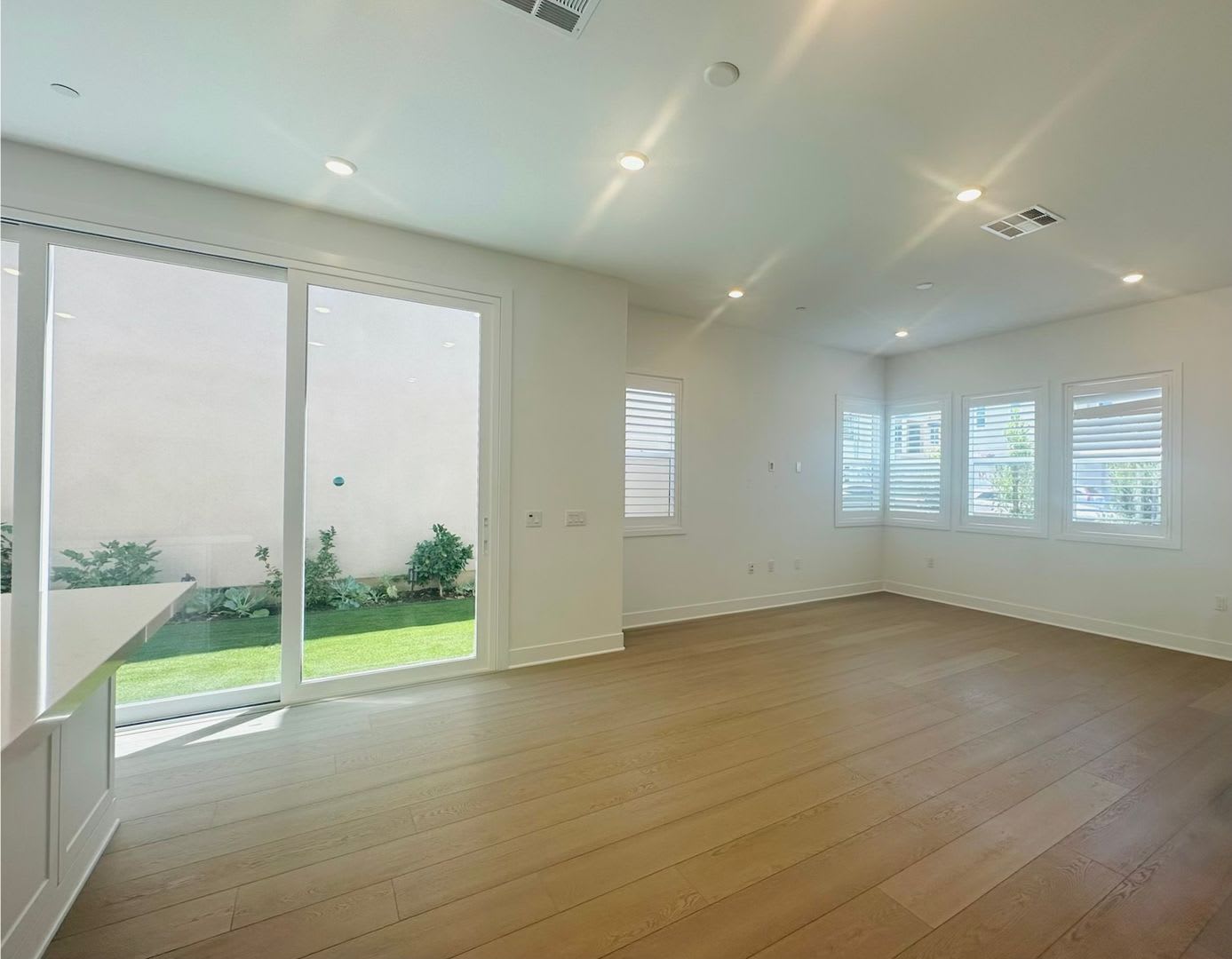 New Built 3 Bed Home In Great Park – photo 4