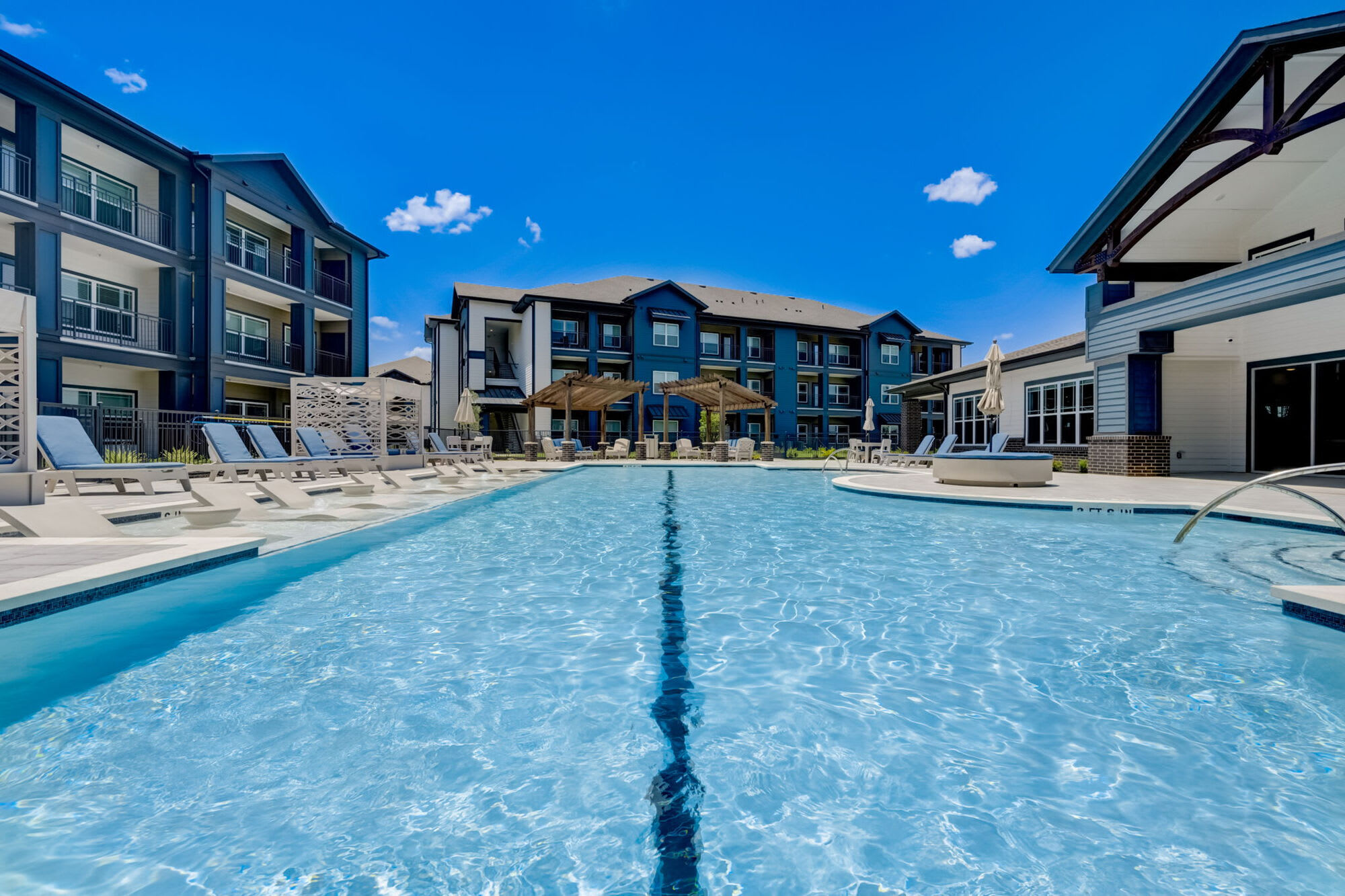 Skyview Flats – photo 1