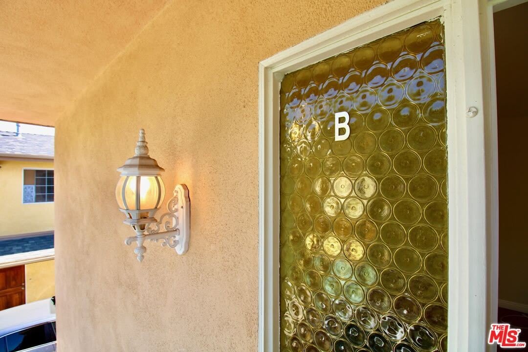 1319 E California Ave – photo 3