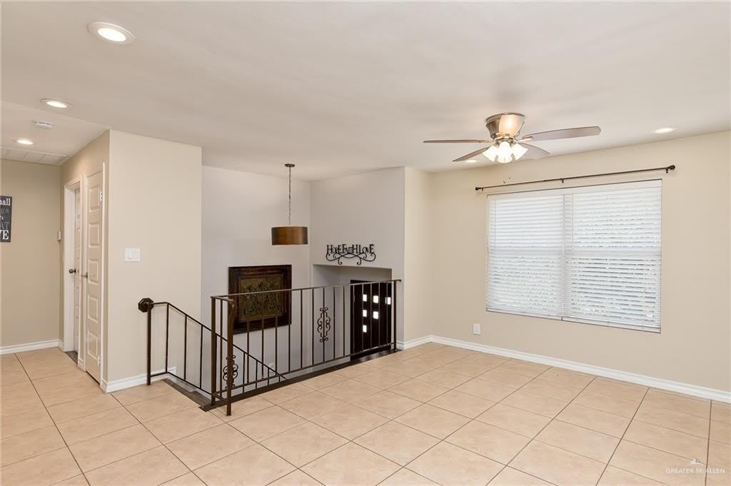 2716 N 27Th Lane – photo 3