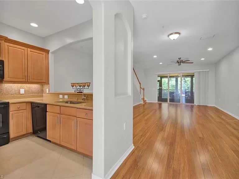 4400 Lazio Way – photo 5