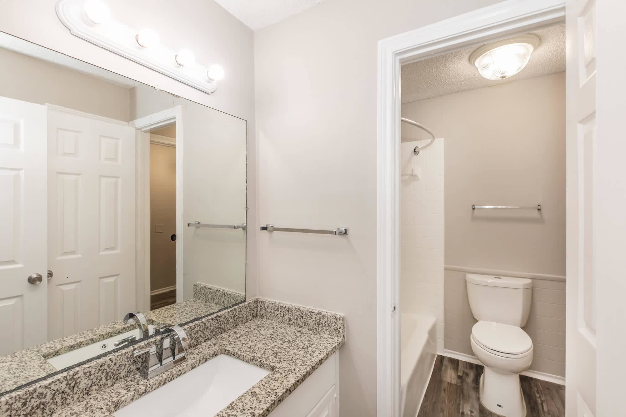 Townhouse West – photo 2