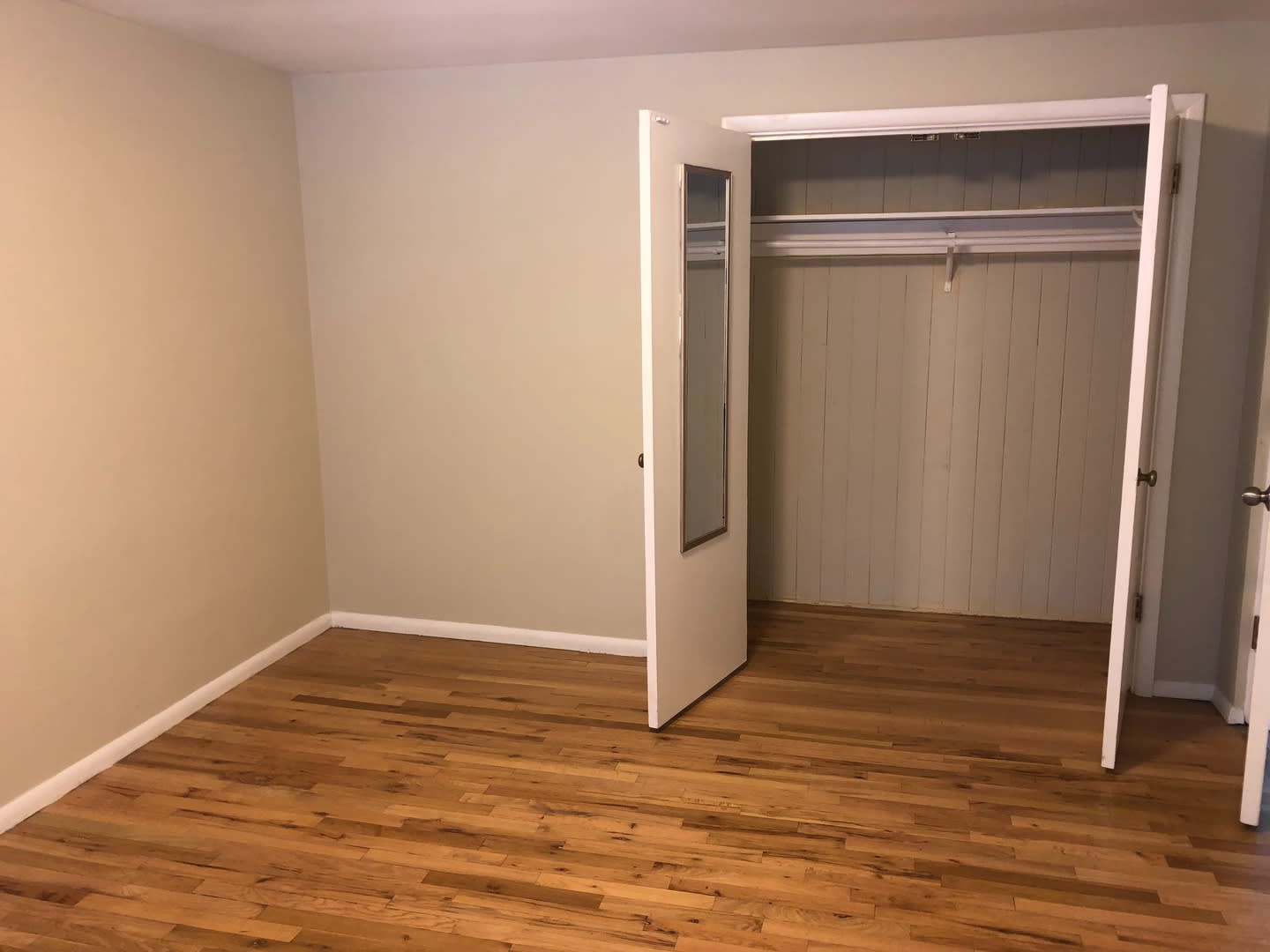 Eastlake Condo – photo 4