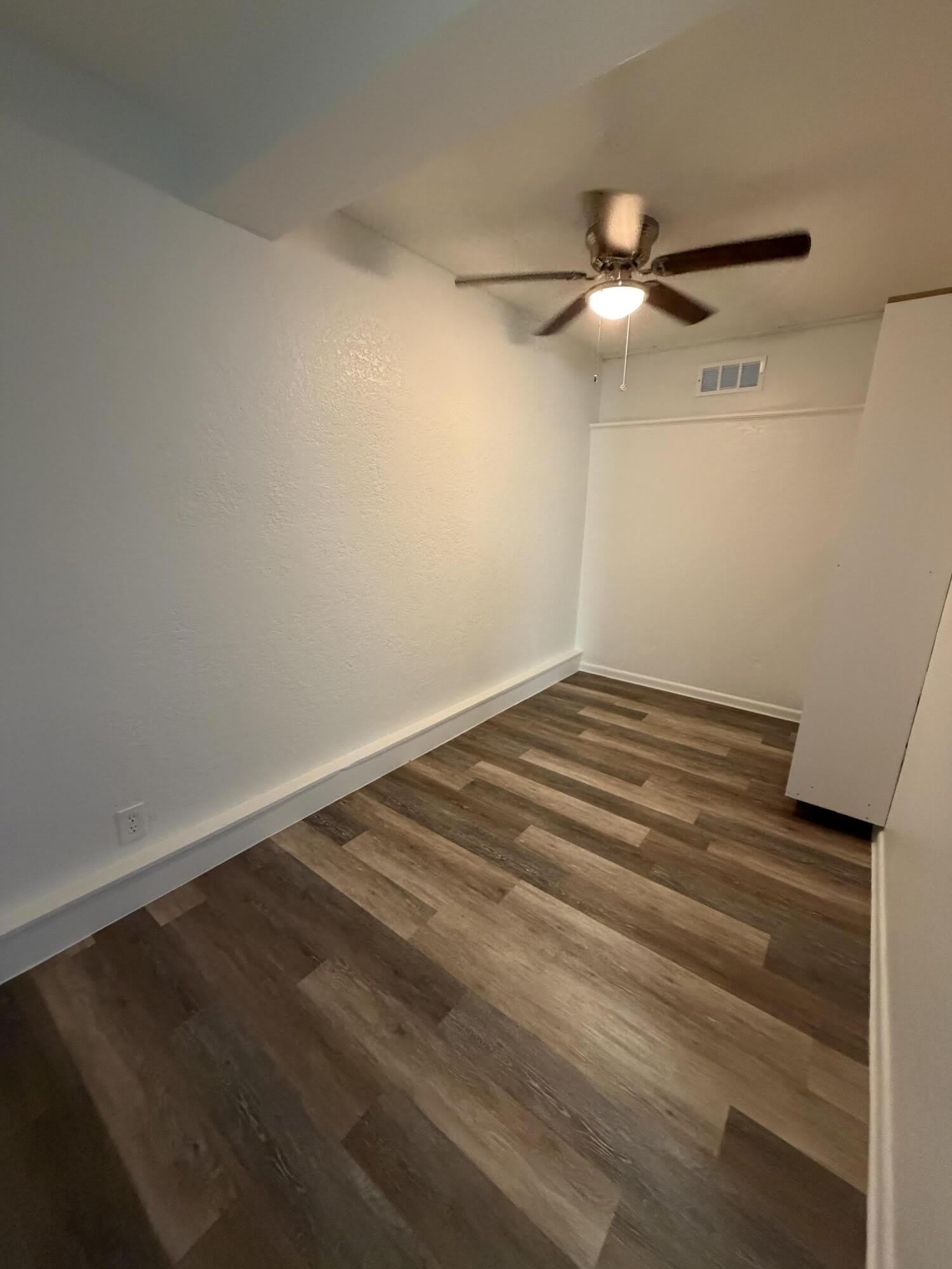 646 Latona Avenue – photo 4