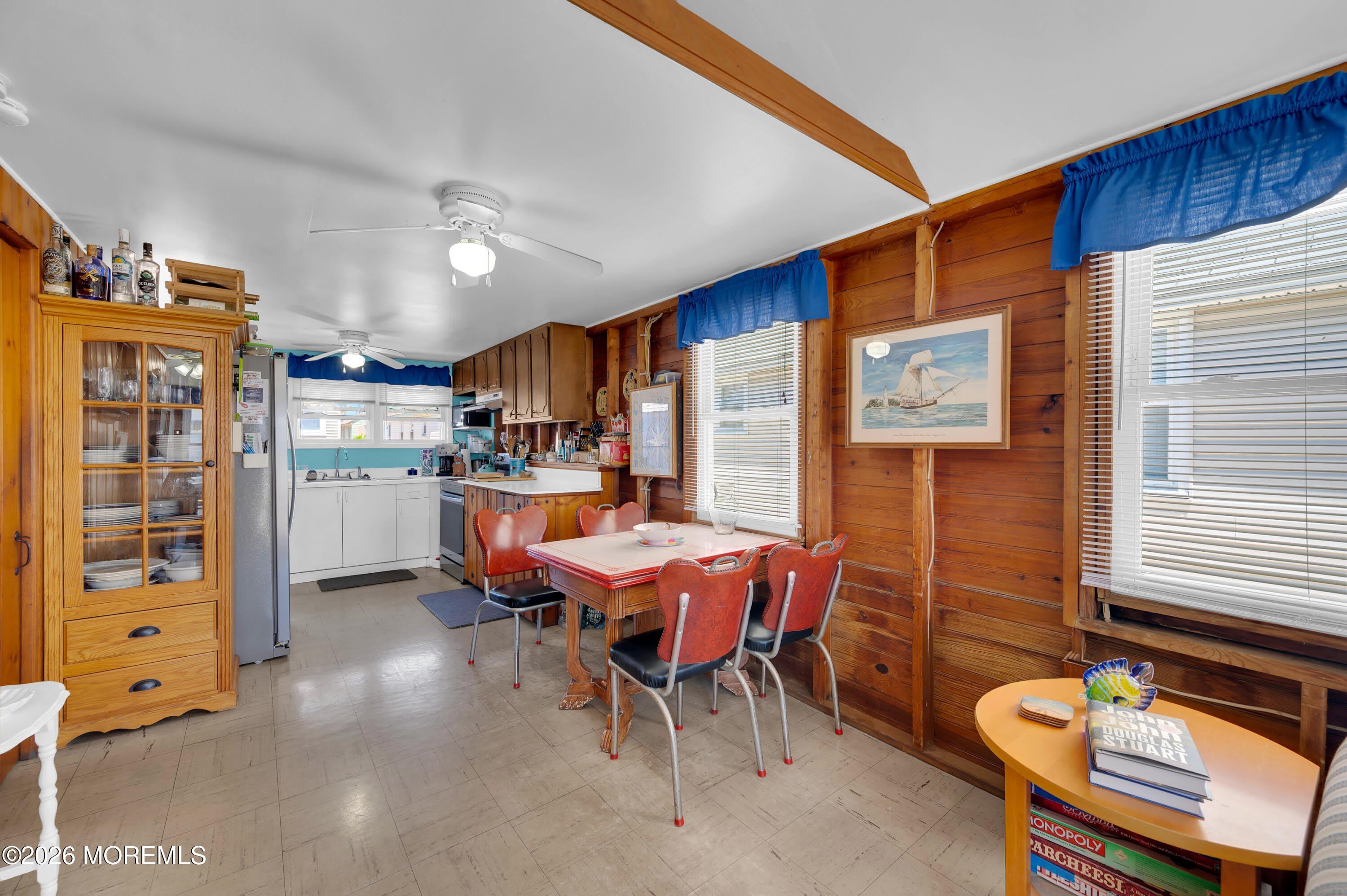 28 11th Lane – photo 4