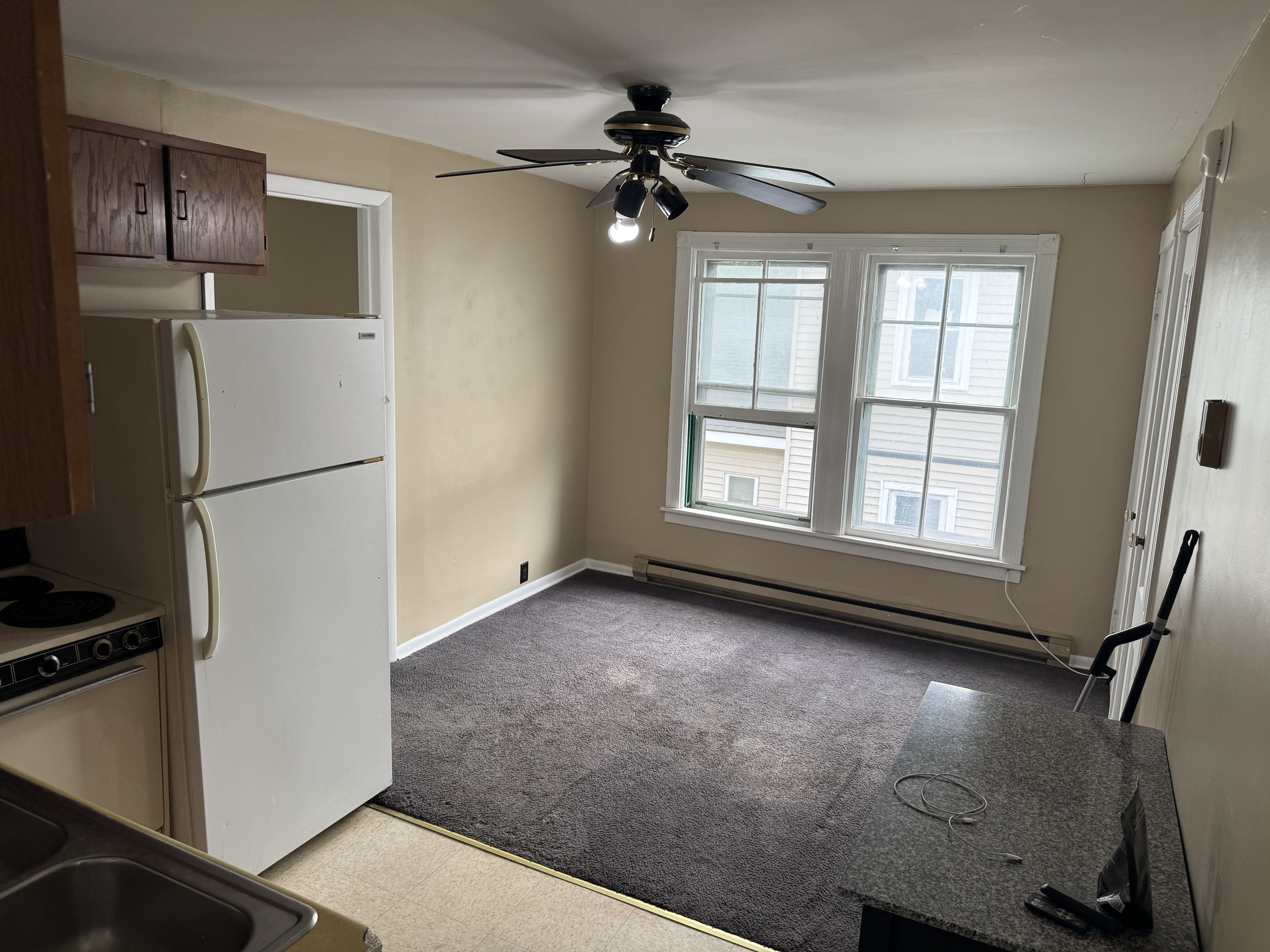 125 Benham St – photo 2