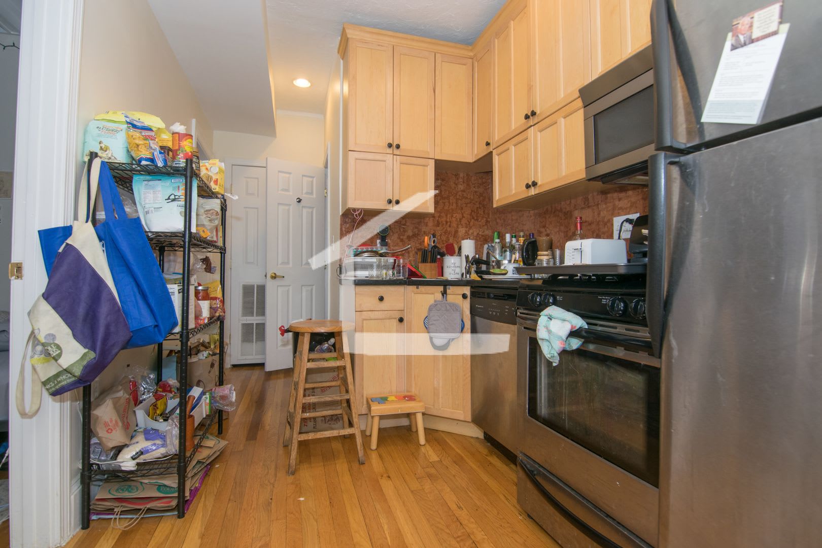 Charming 4 Bedroom-No Broker Fee – photo 1
