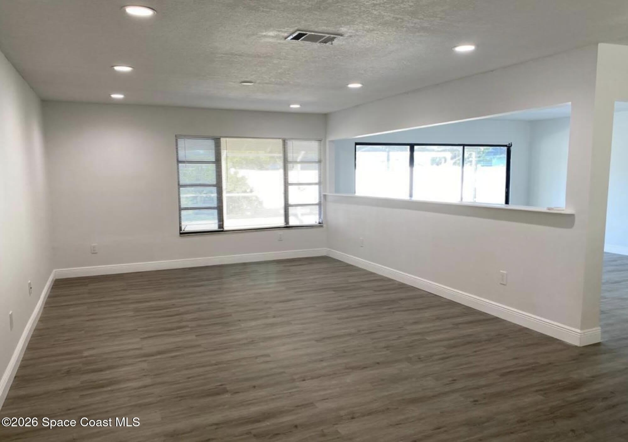 451 Port Malabar Boulevard NE – photo 3