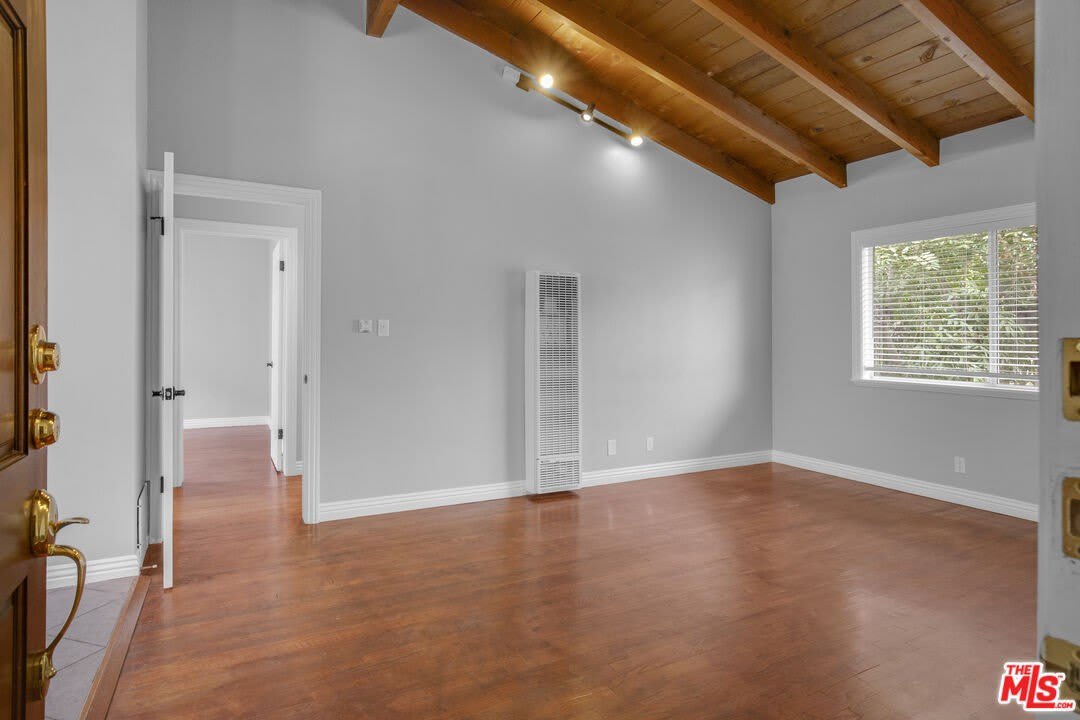 16144 W Sunset Blvd – photo 5