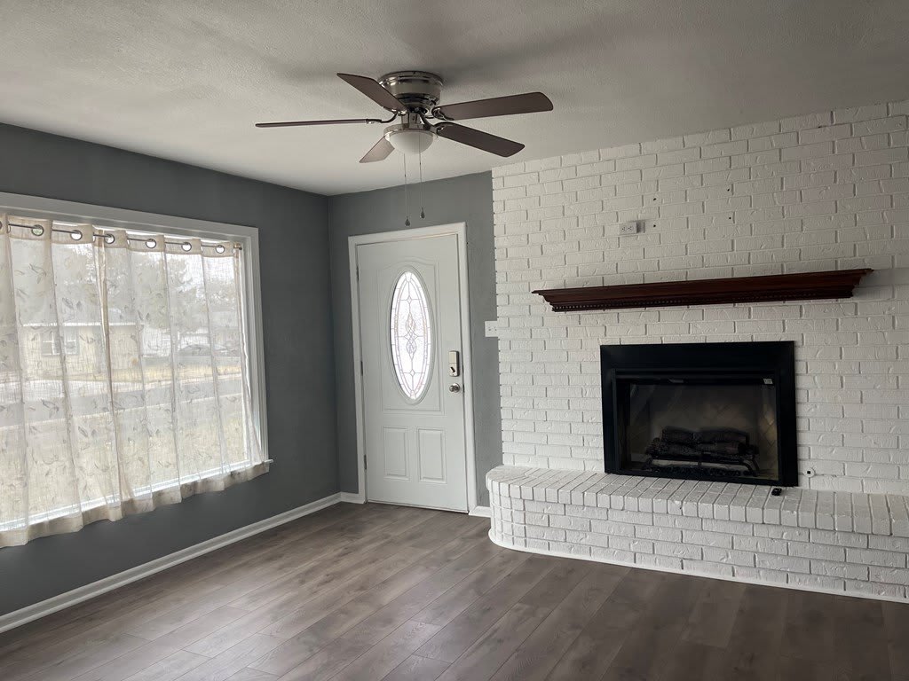 1209 W 20th St – photo 2