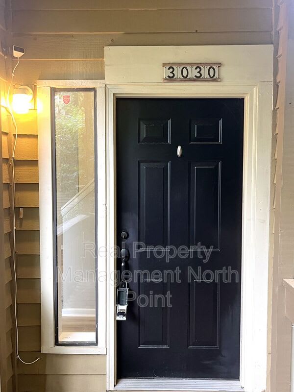 3030 Steeplechase Dr – photo 1