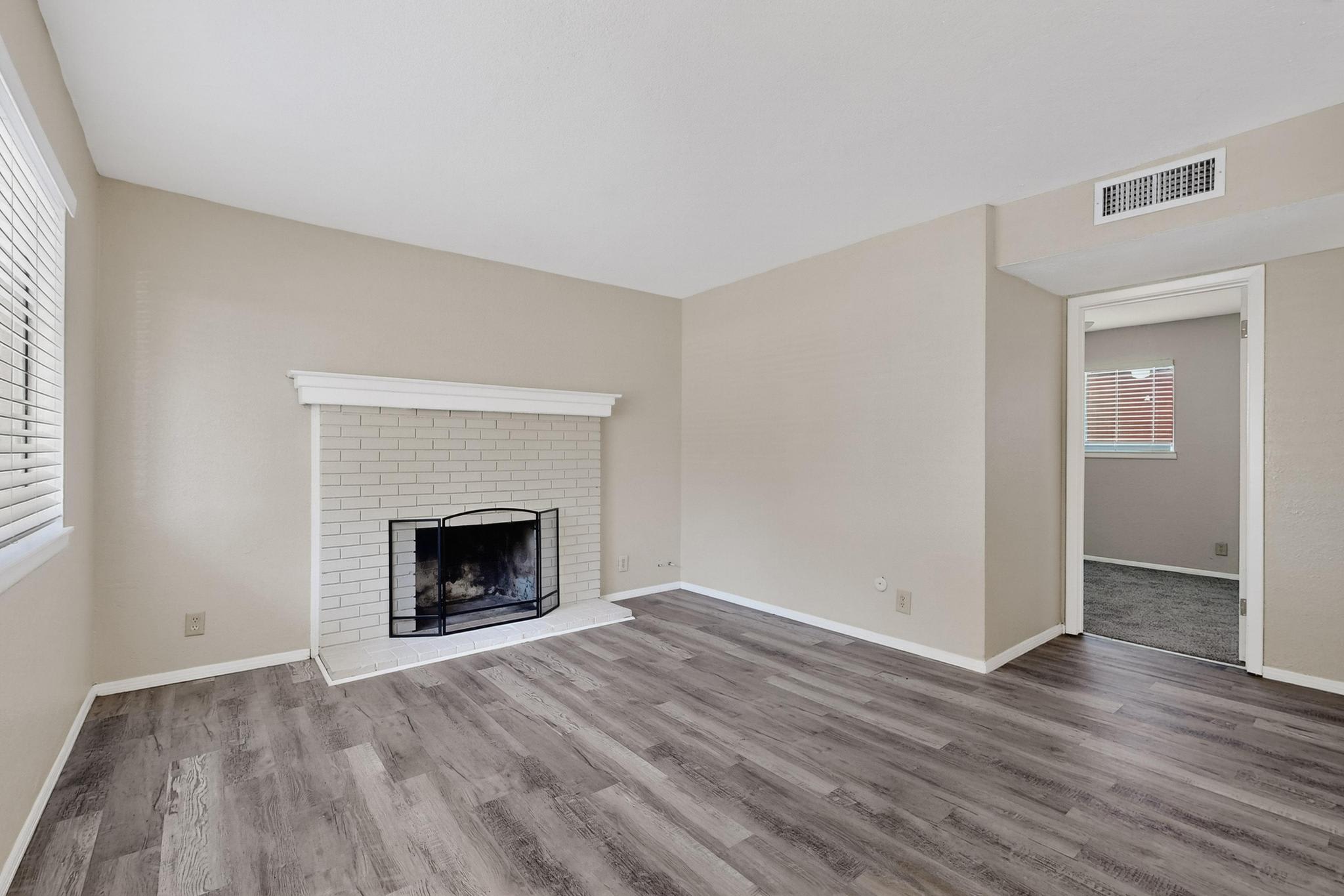 207 Delamar Loop NW #C – photo 2