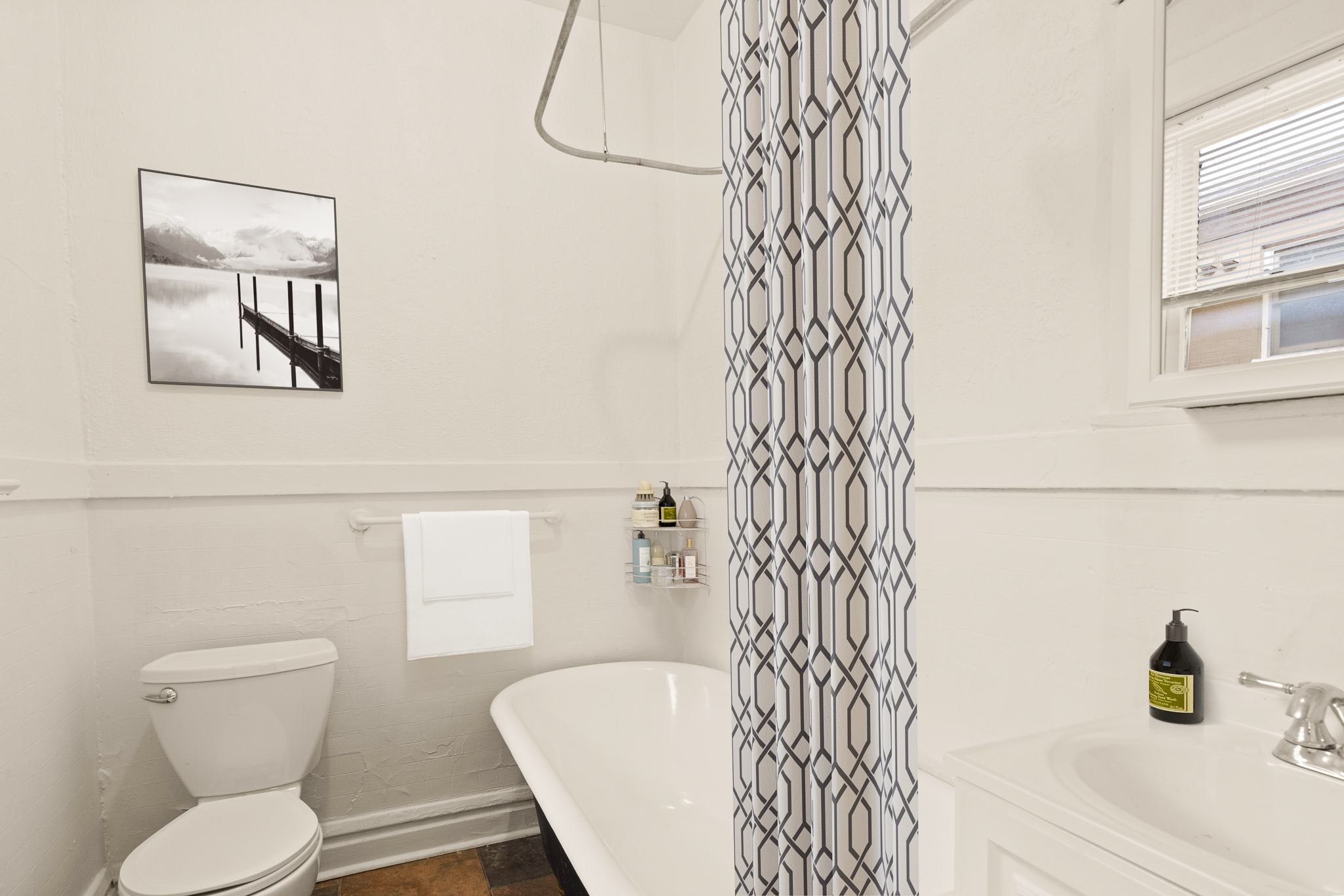 The Leonard – photo 5