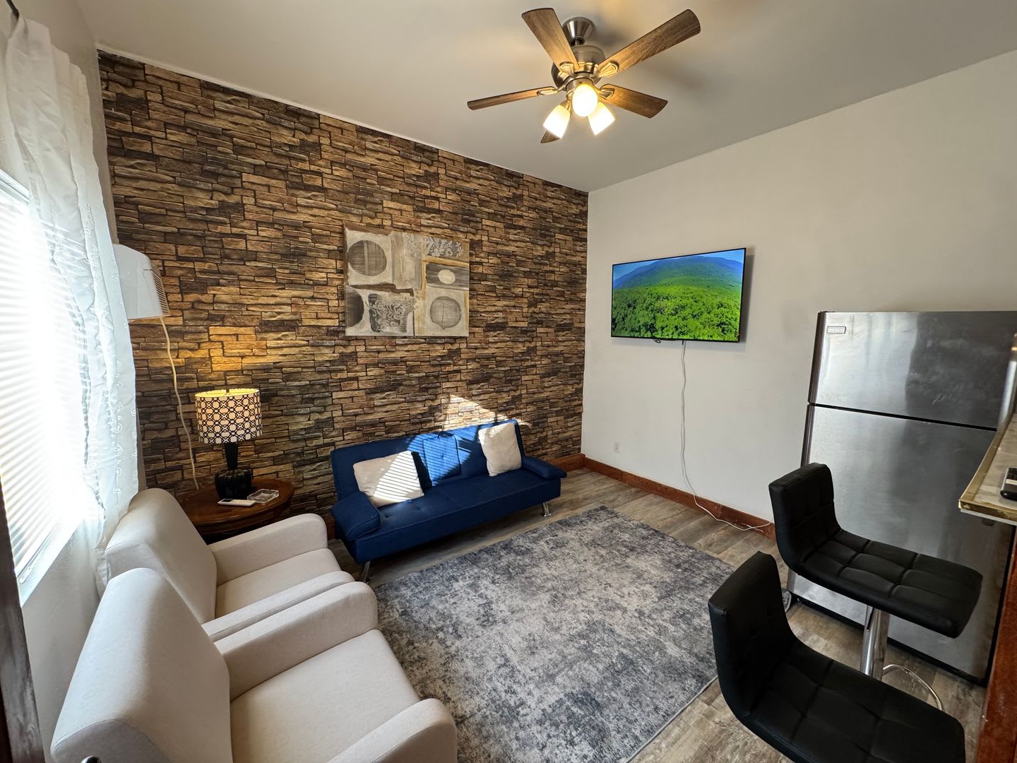 1 Bedroom – photo 4