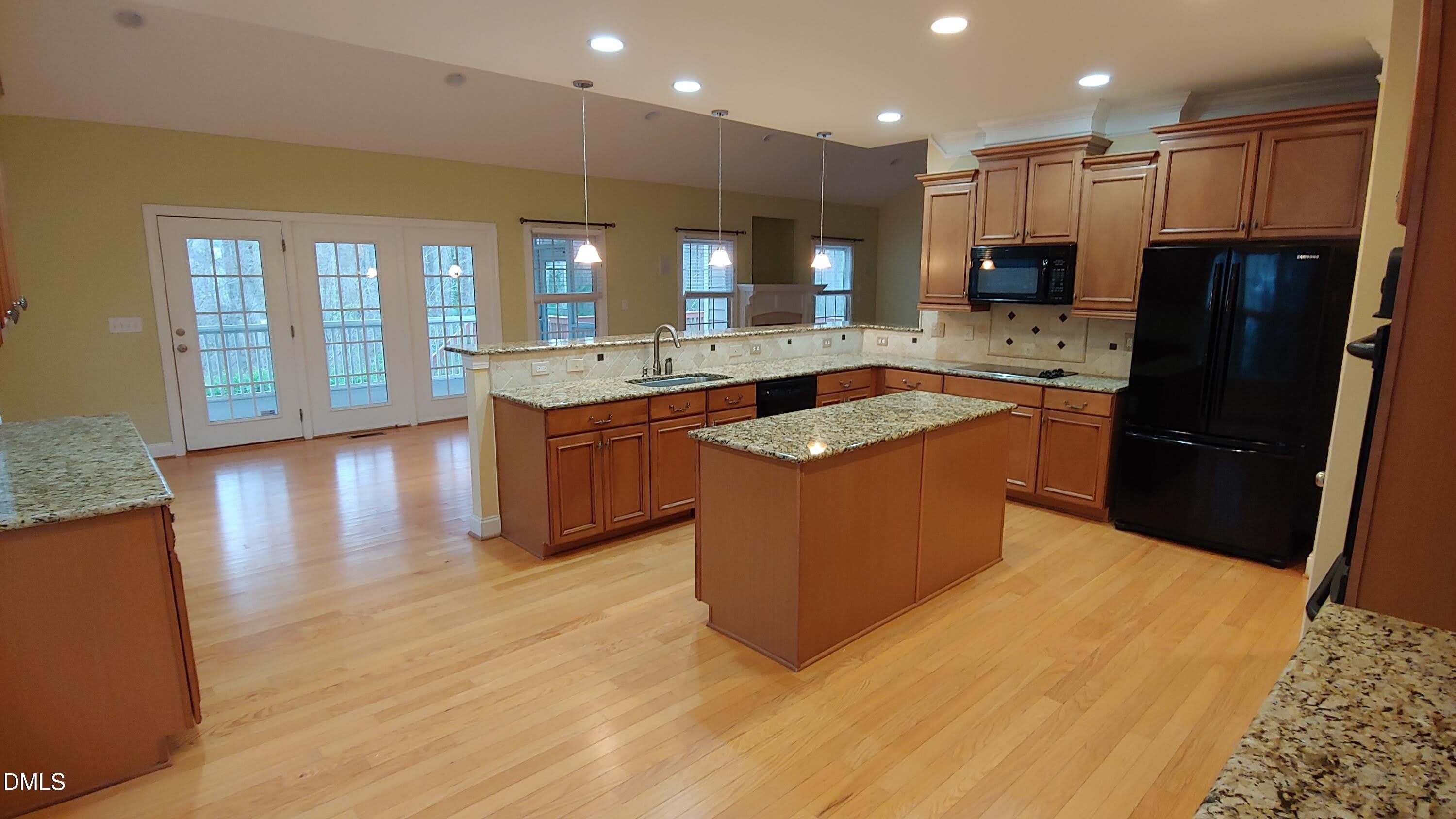 2809 Cowley Road – photo 3