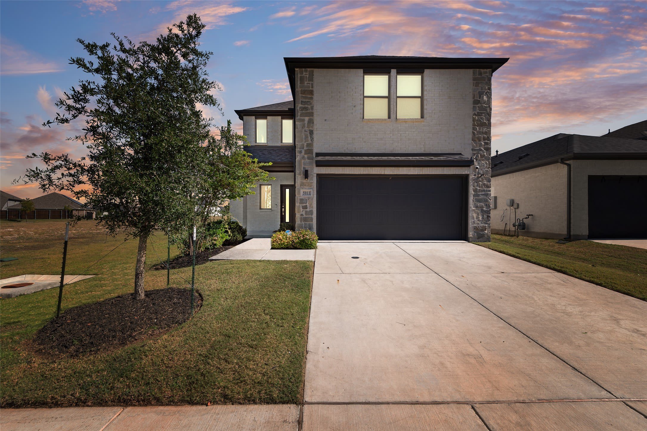 5011 Emerald Hill Drive – photo 2