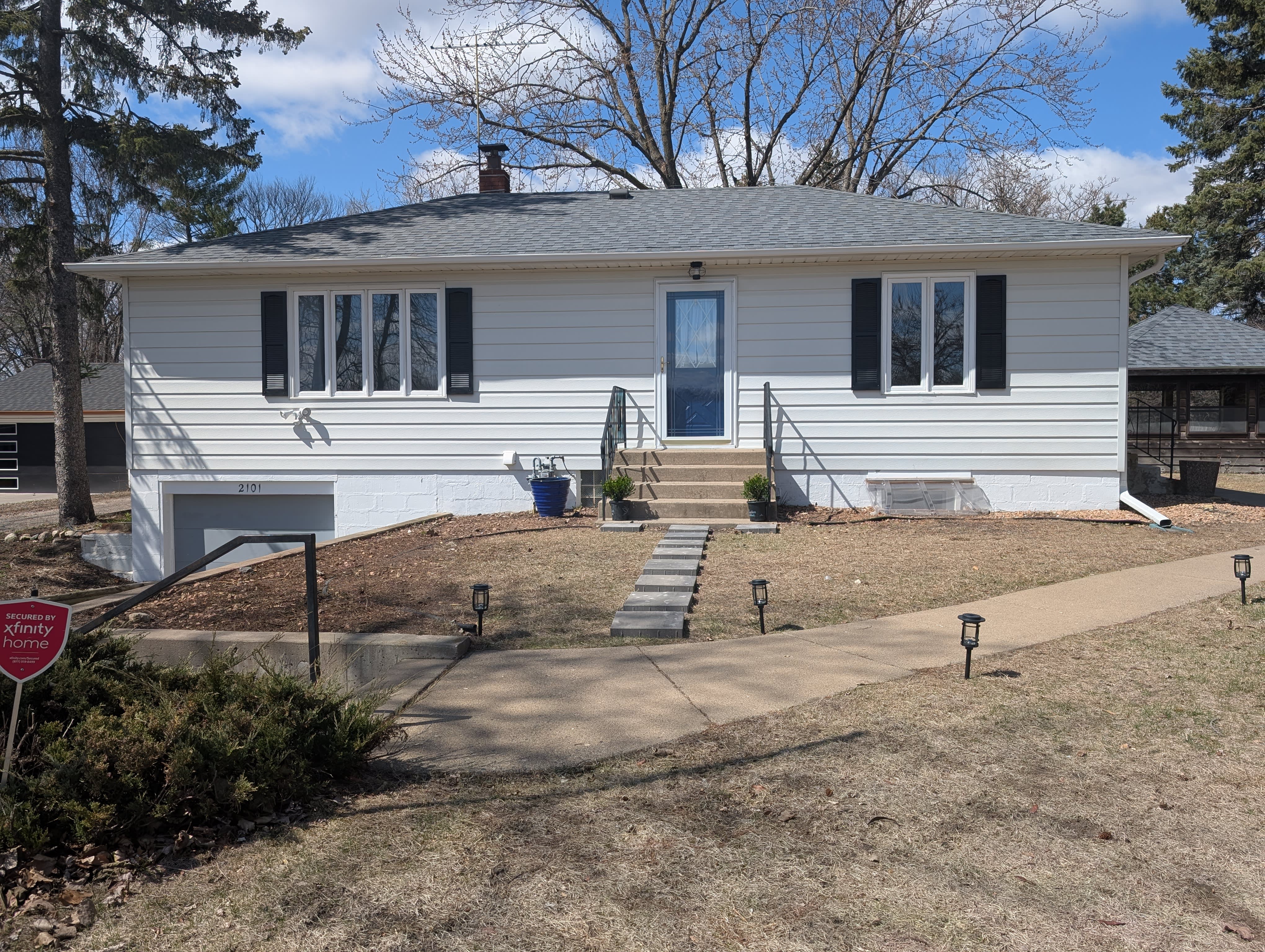 2101 Brunswick Avenue North – photo 1