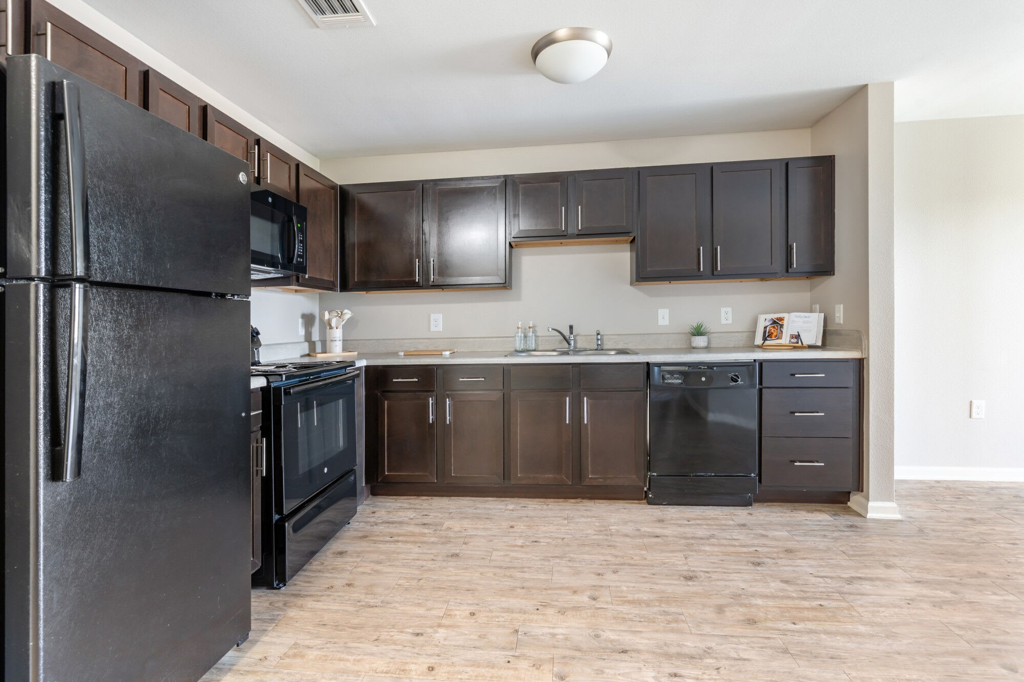 Sansom Pointe Apartments Senior And Affordable Housing – photo 3