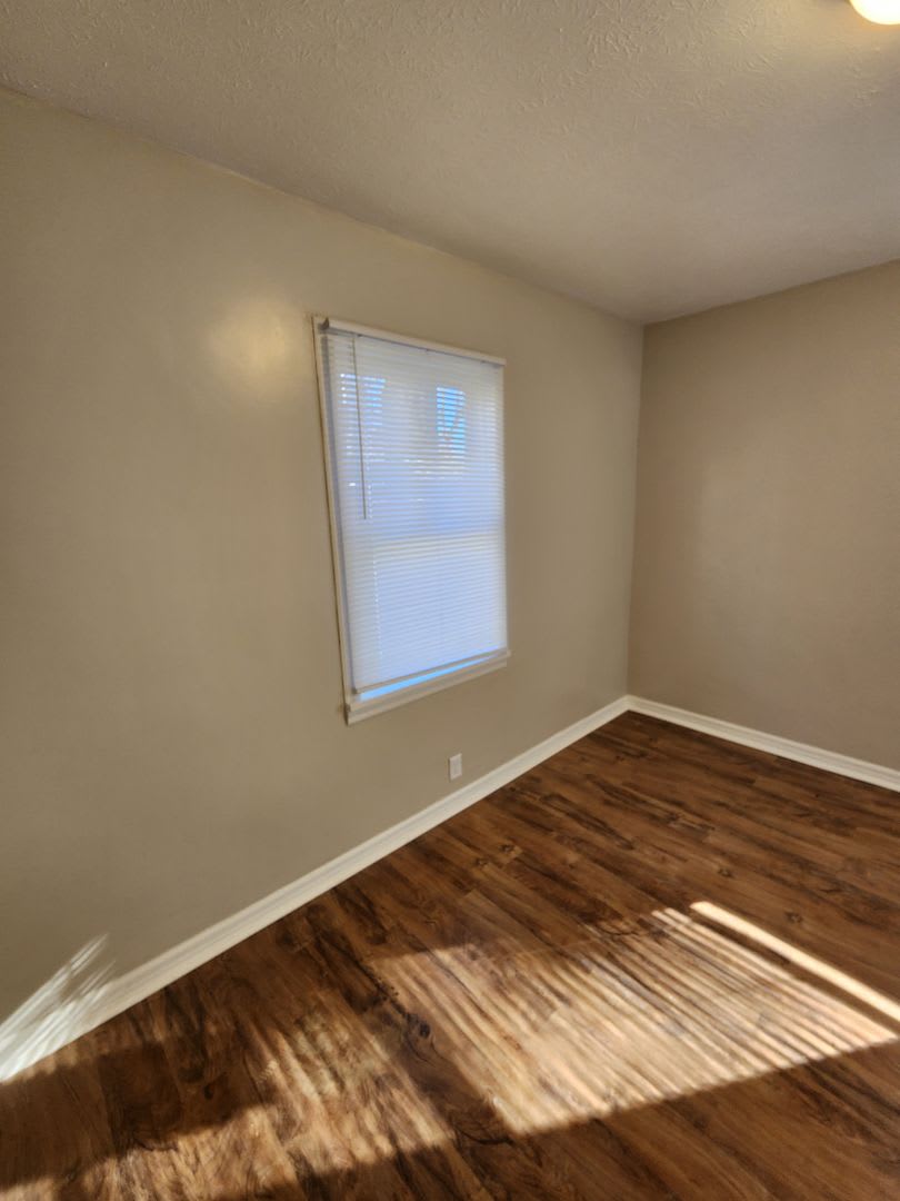 2 Bedroom House – photo 5