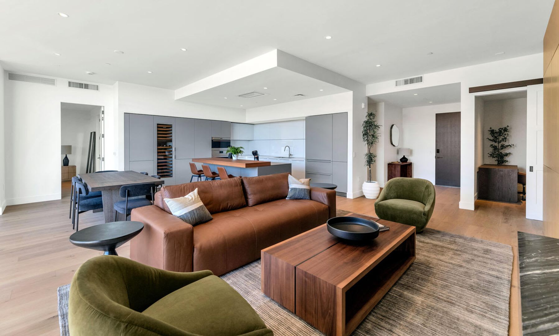 Rates Vary: $12,495 – photo 4