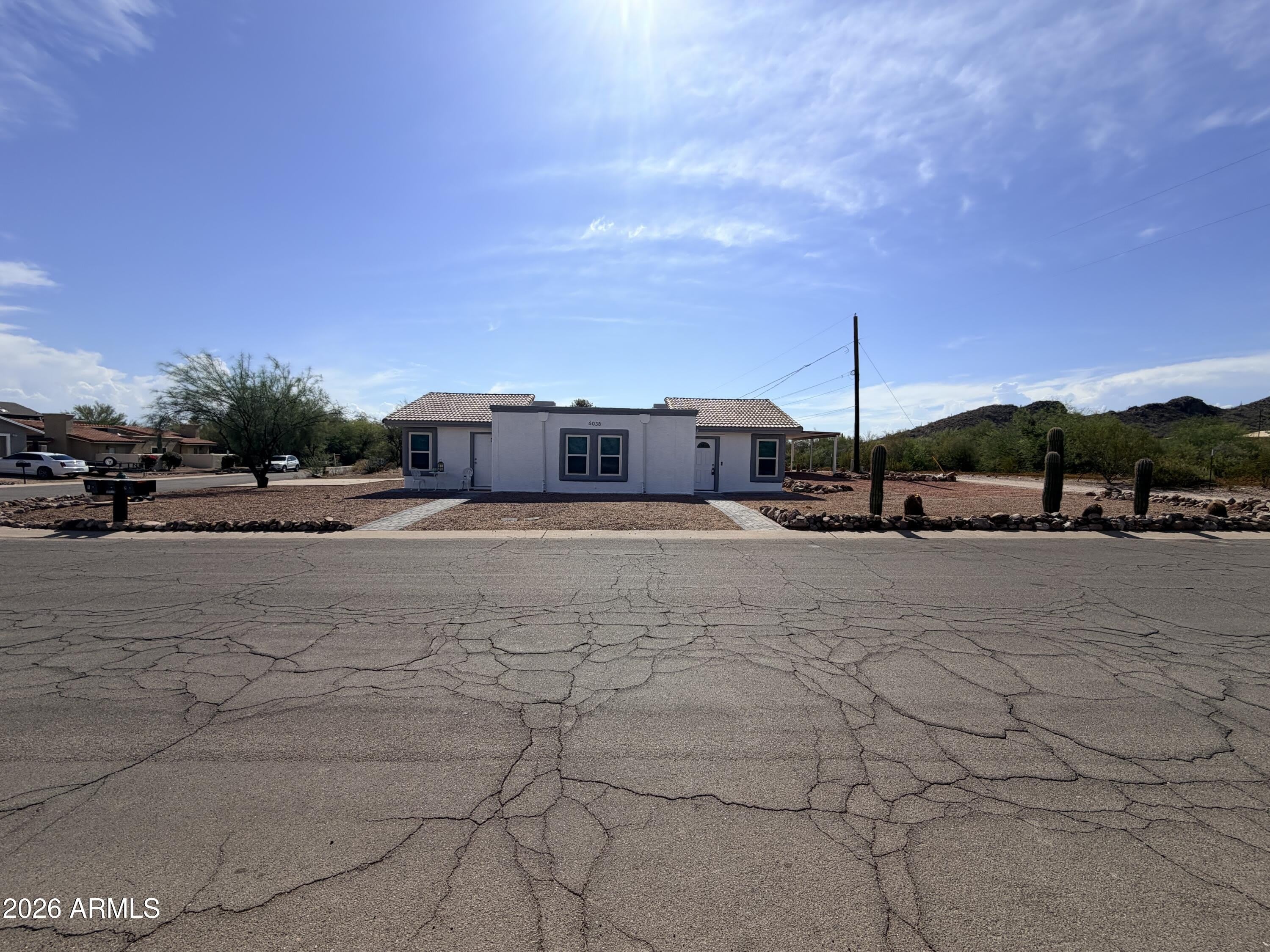 6038 S ALAMEDA Road – photo 1