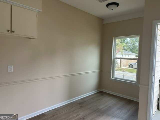 102 W Inman – photo 3