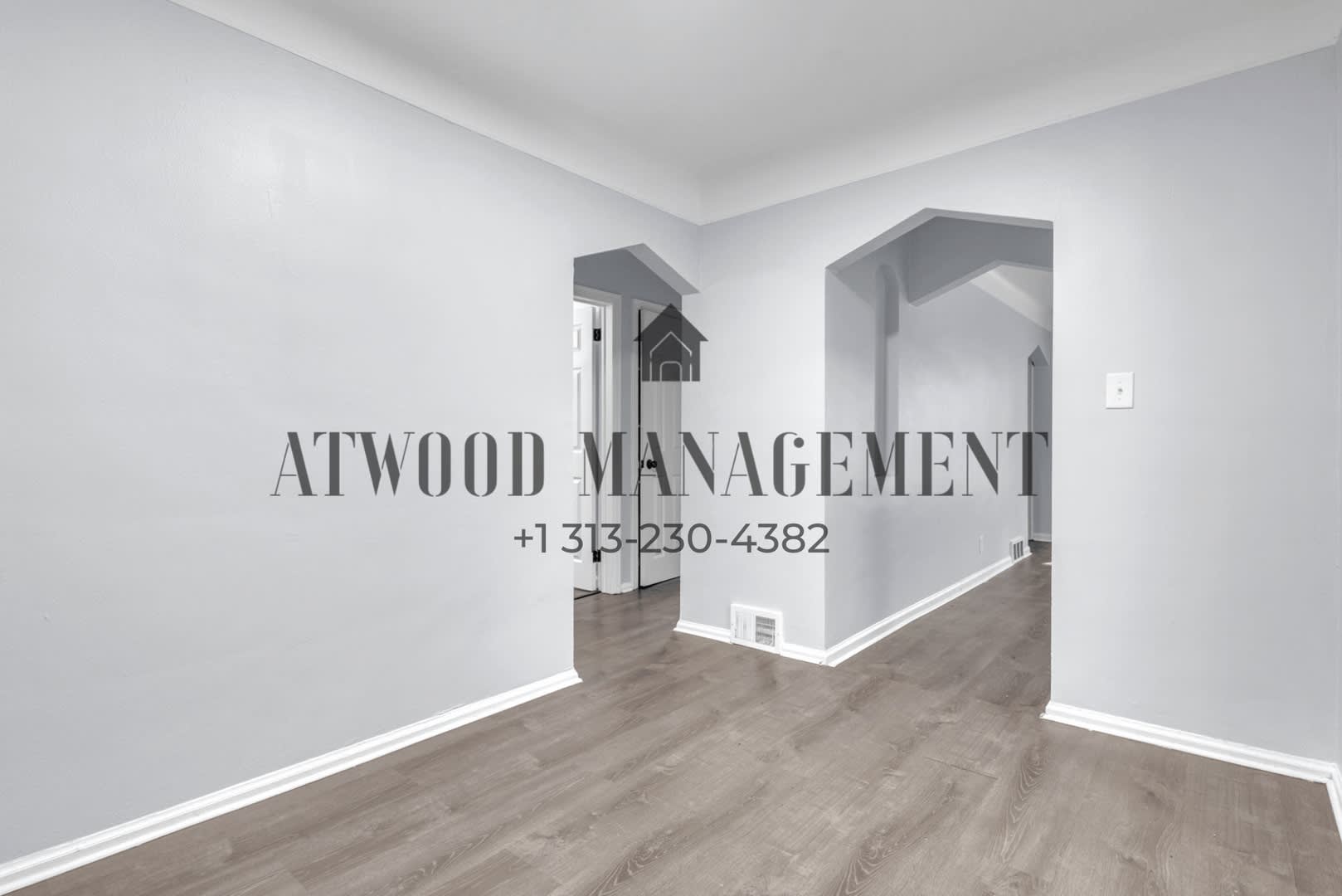 This beautifully updated 3-bedroom, 1-bath single-family home is ready for move-in! – photo 5