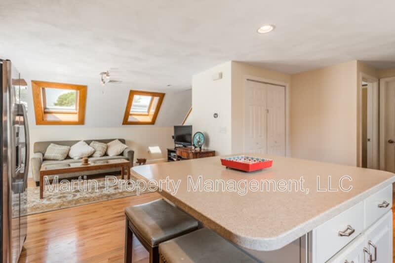 34 Vine Street – photo 4
