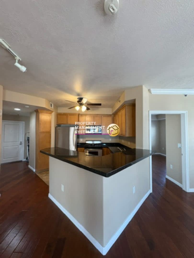 2 Bedroom Condo In Gateway – photo 5