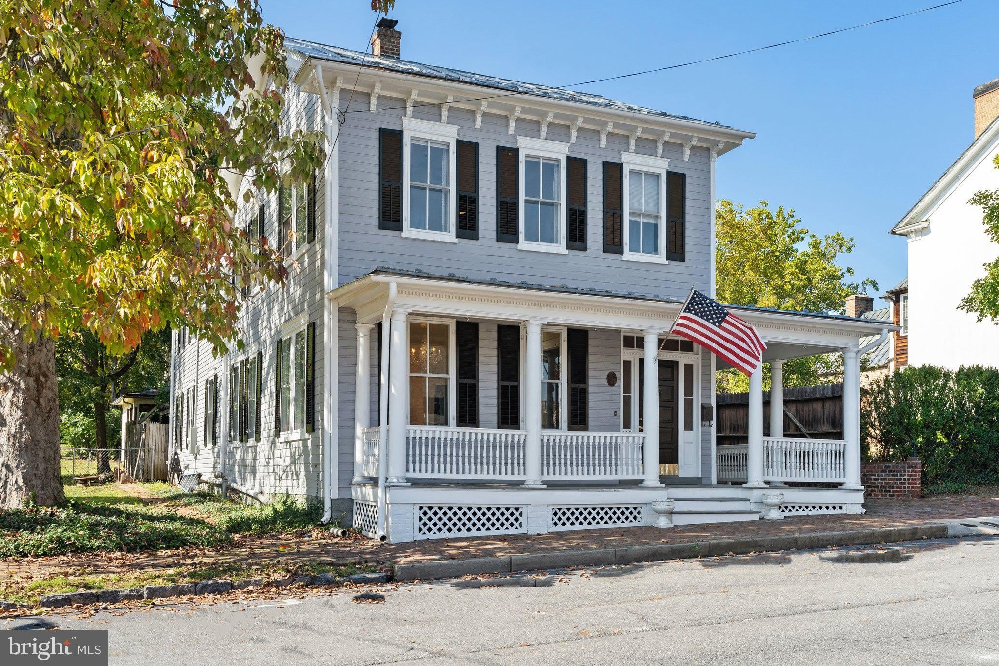 209 N WASHINGTON Street – photo 3