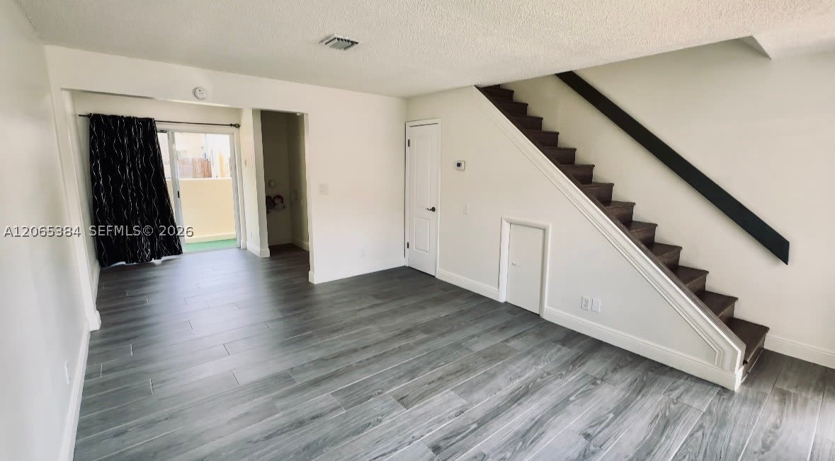 6625 Winfield Blvd – photo 3
