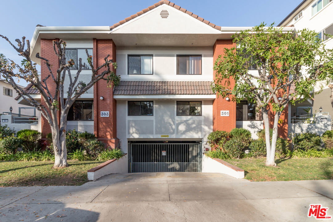 301 West Loraine Street – photo 2