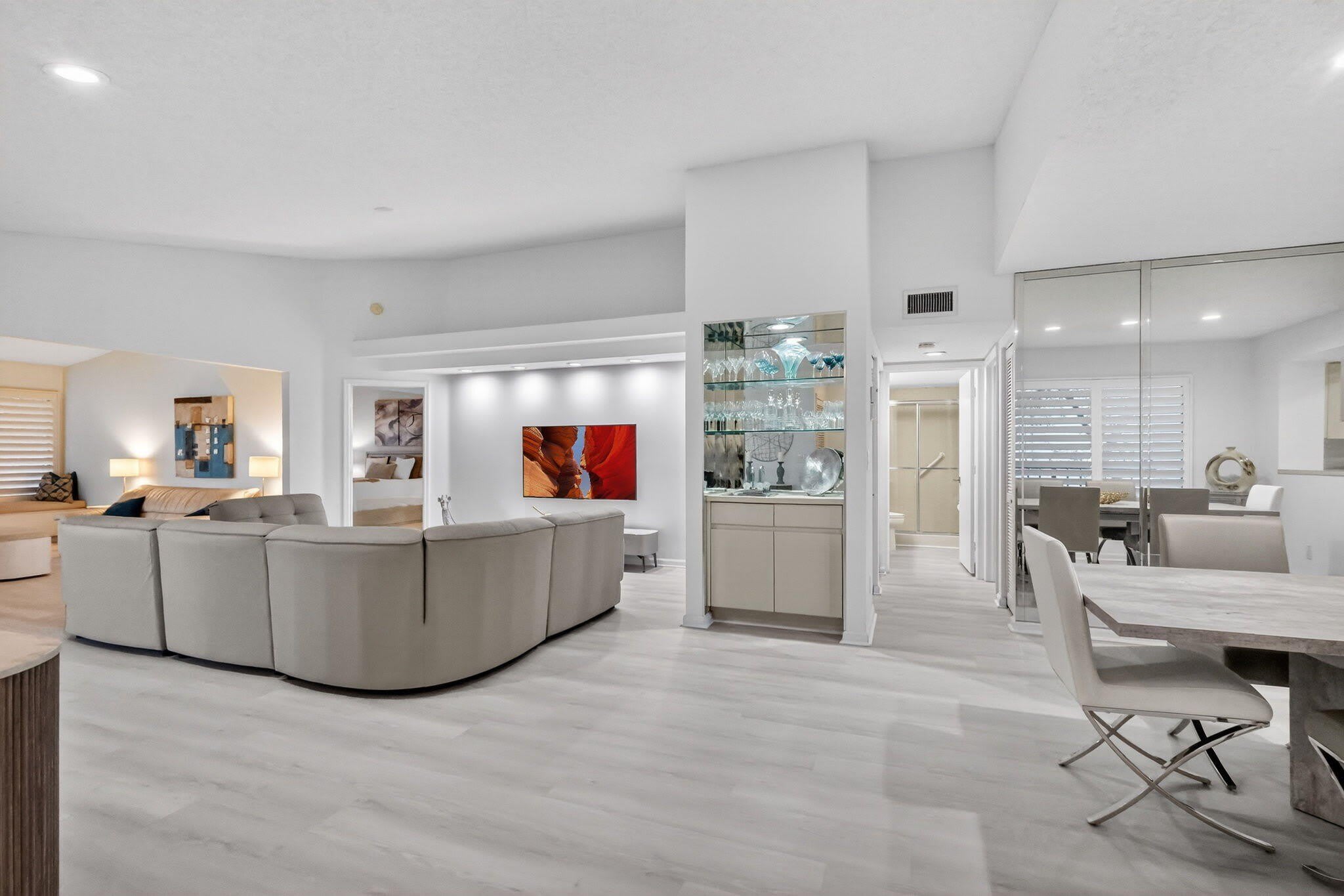 15314 Strathearn Drive – photo 1