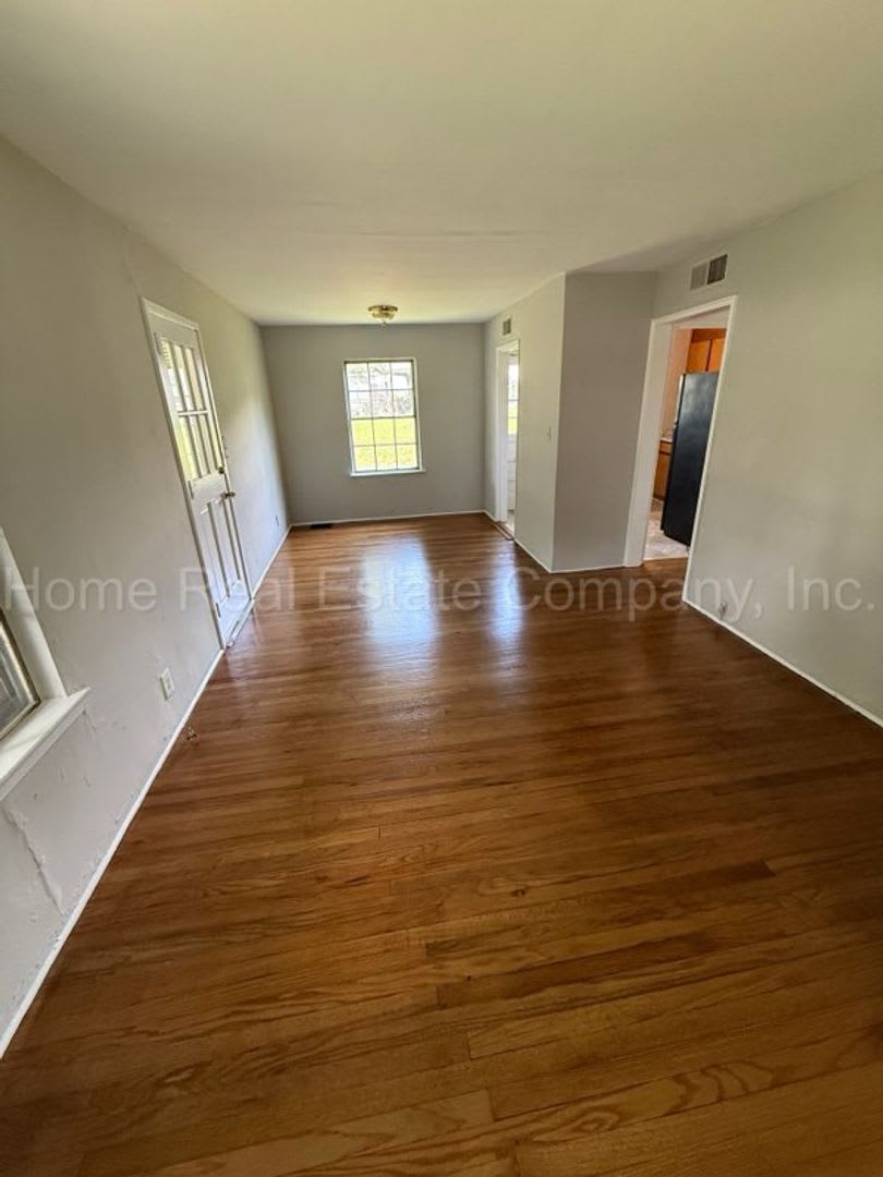 658 Clemson Circle – photo 2