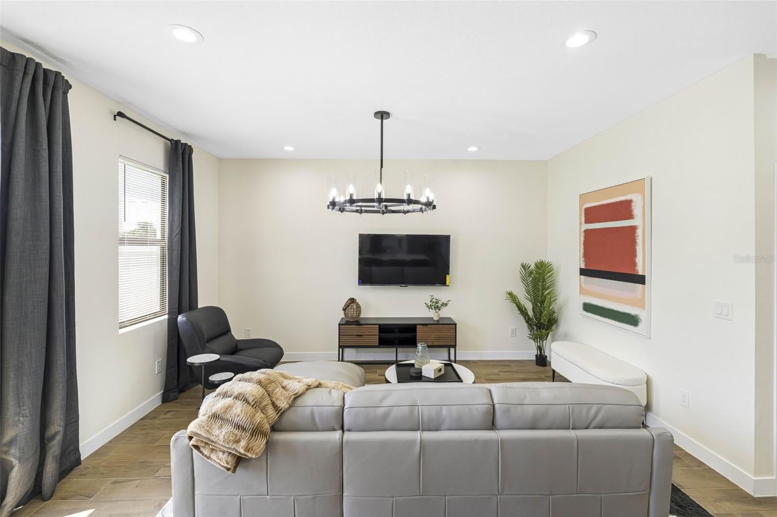 4340 VILLA ALINA Court – photo 5