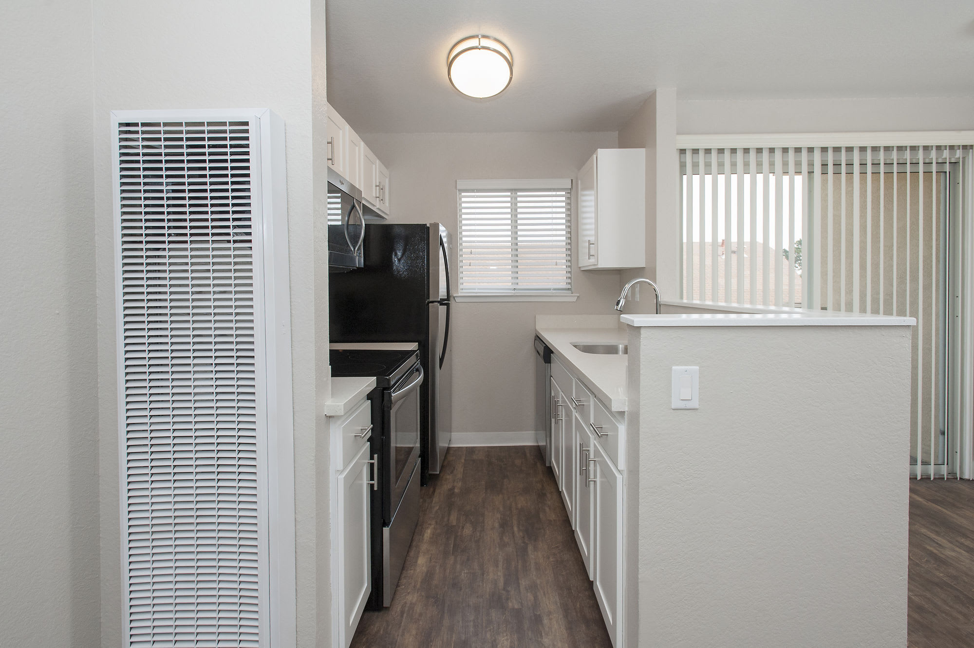 Pacific Vista – photo 4
