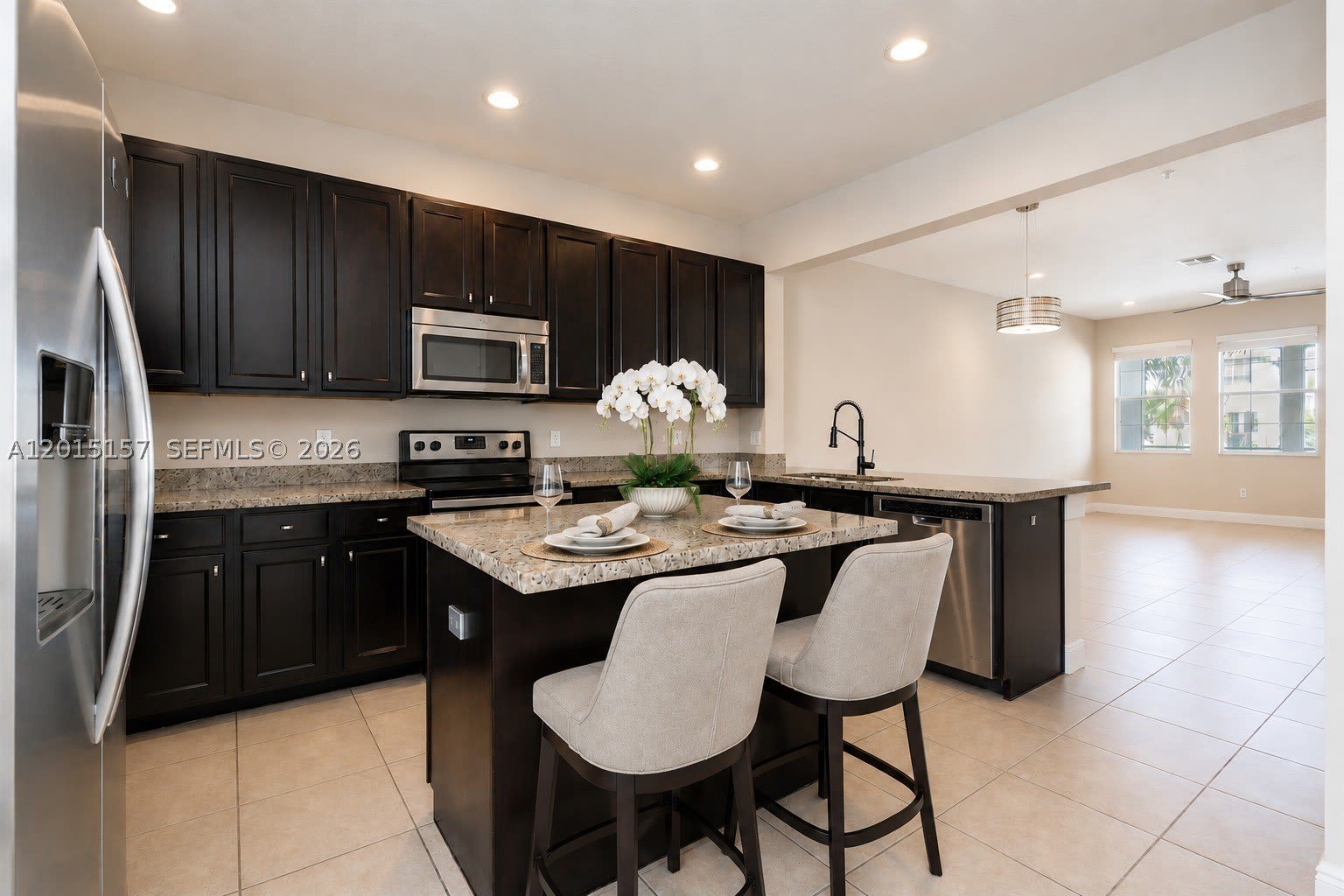 2709 SW 119th Way – photo 2