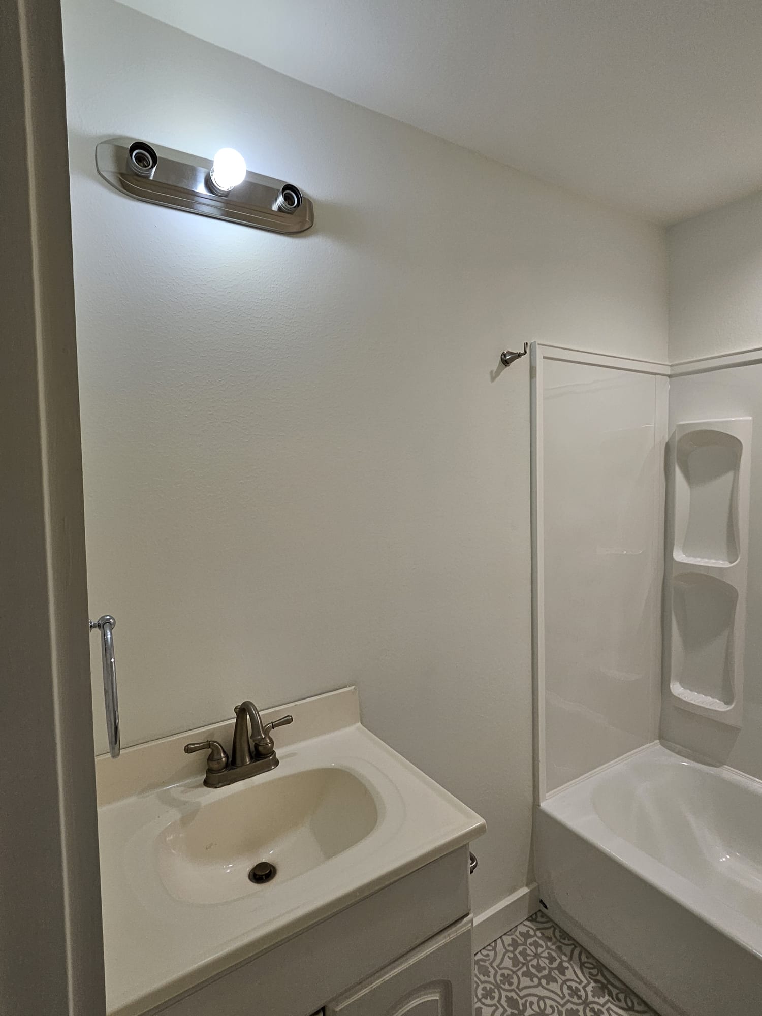 522 Aurora Ave – photo 3