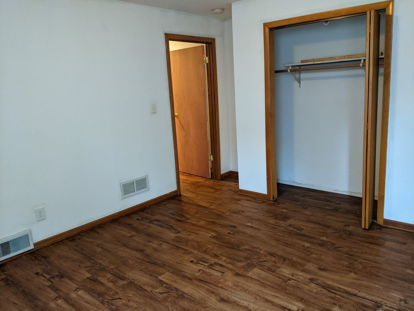 436 Russell Rd – photo 5
