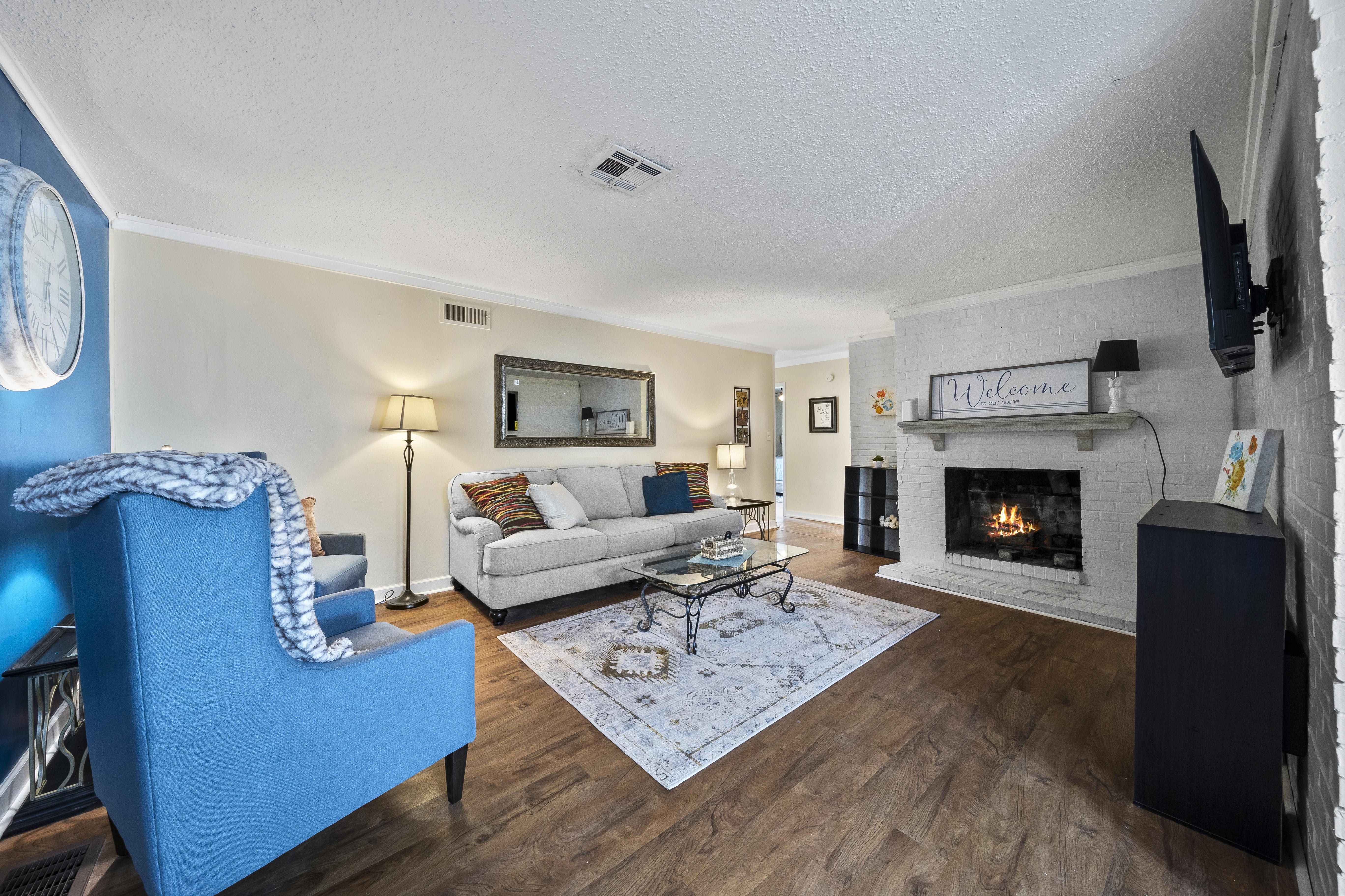 3701 S Richmond Ave – photo 3