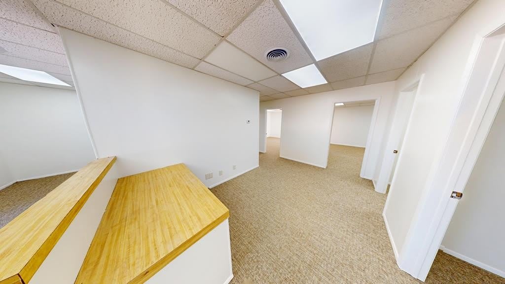 408 E Broadway – photo 5