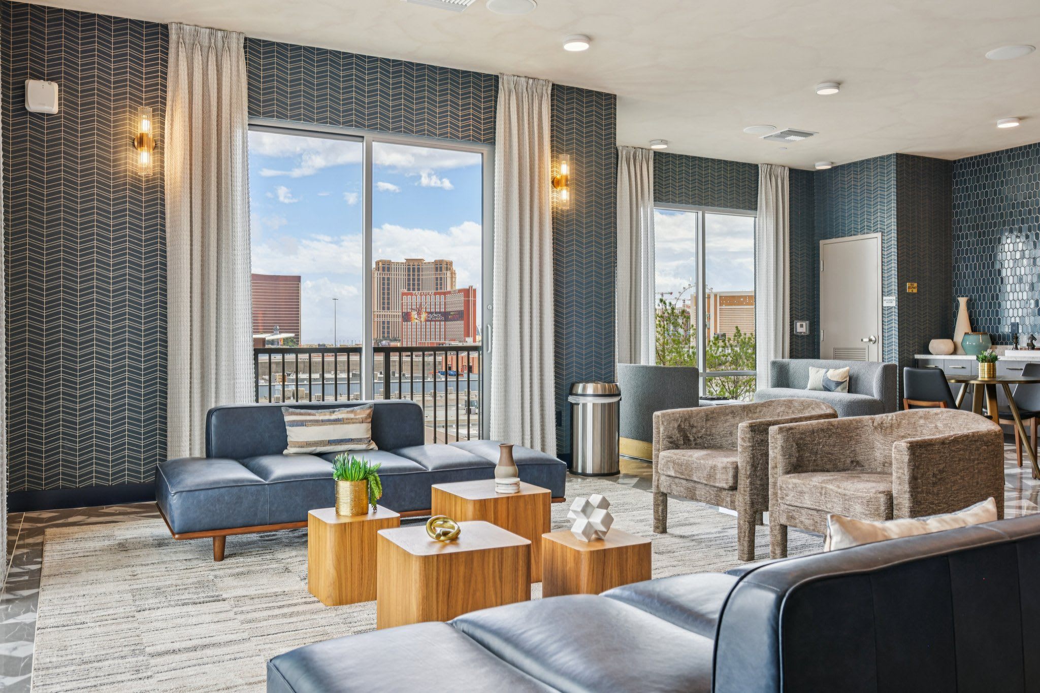 Coya Vegas Apartments – photo 1