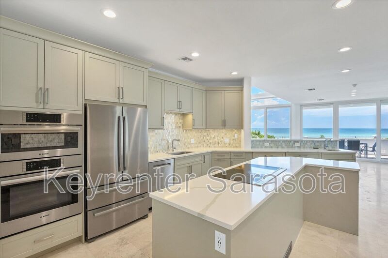 5801 Gulf Of Mexico Dr – photo 3
