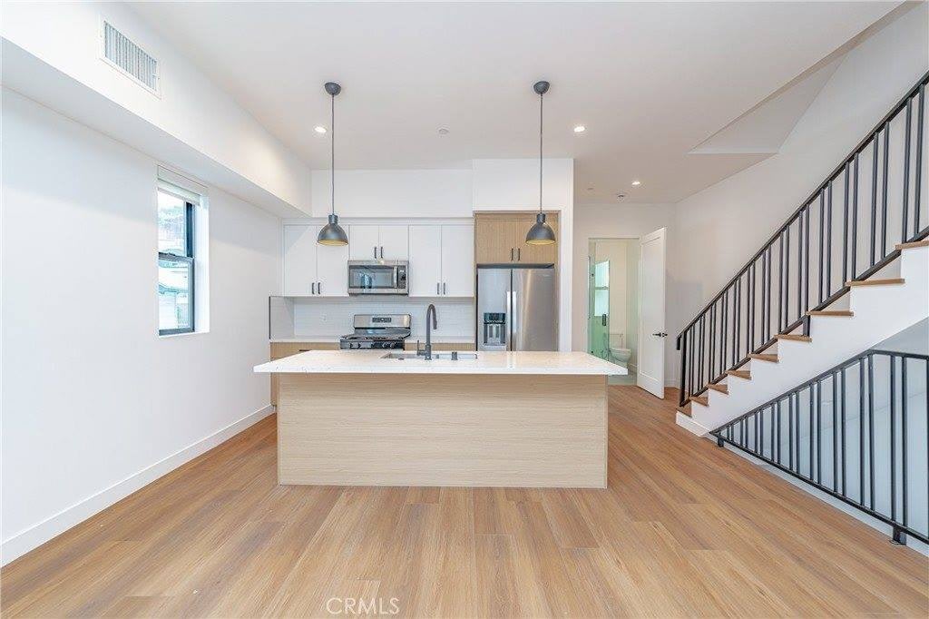 1342 Portia St – photo 2