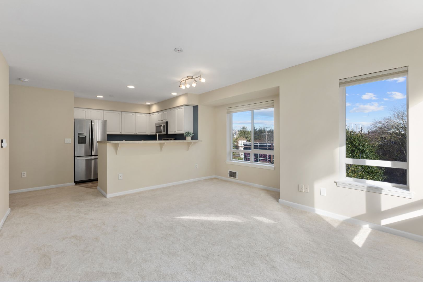 Gilman's Fairway Condominiums ~ Queen Anne – photo 5