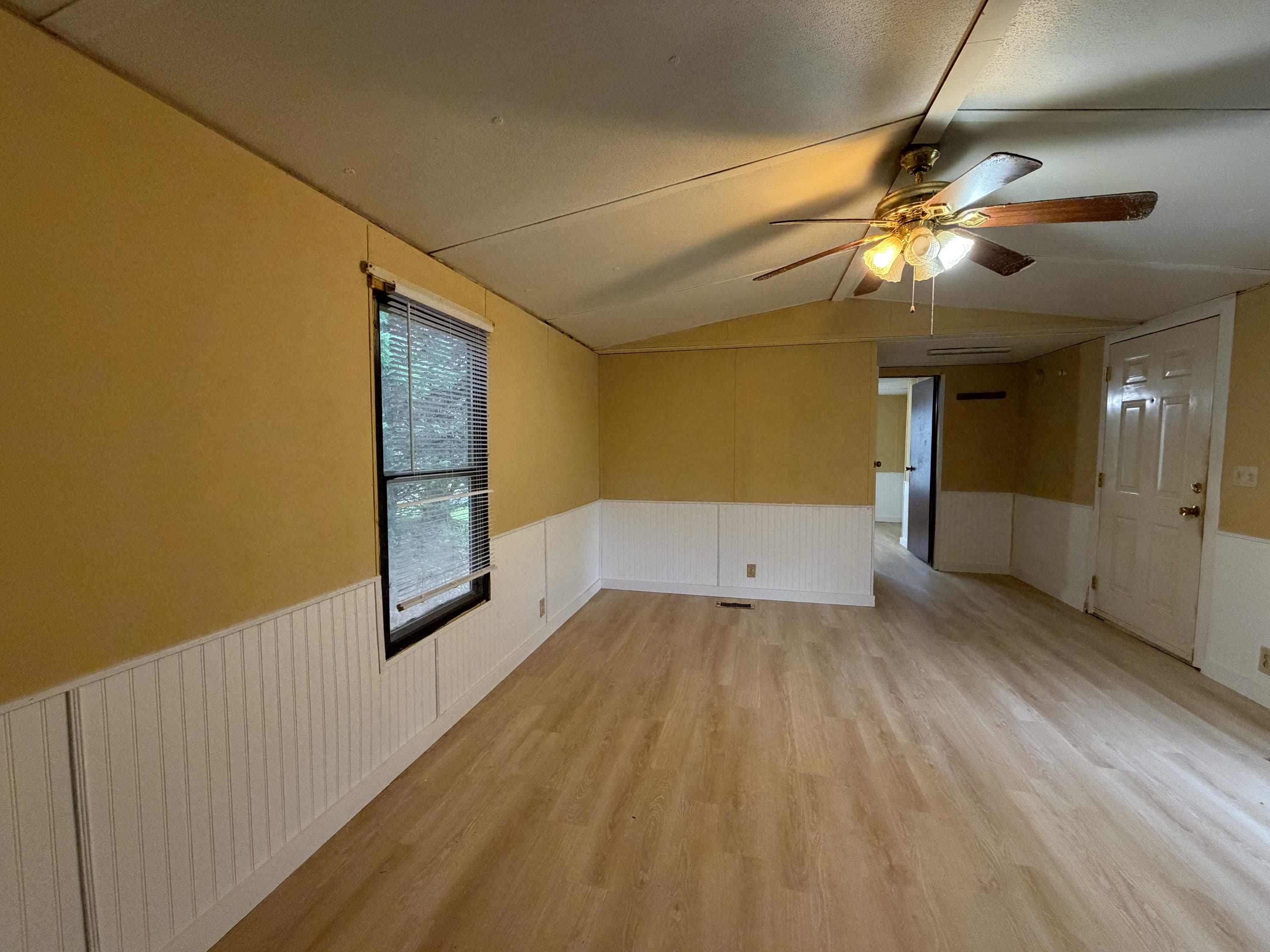 4004 Kimberly Lane – photo 2