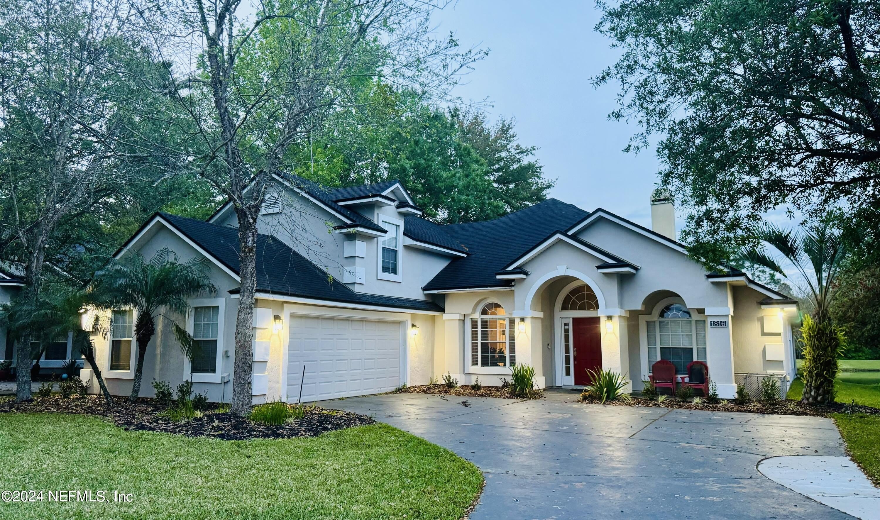 1816 CREEKWOOD Lane – photo 2