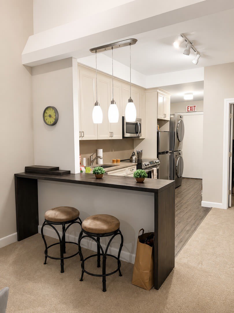 642 N Dearborn Street – photo 2